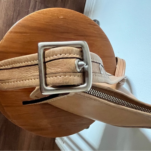 Vintage Coach Janice 9950 Legacy Crossbody - Picture 8 of 11